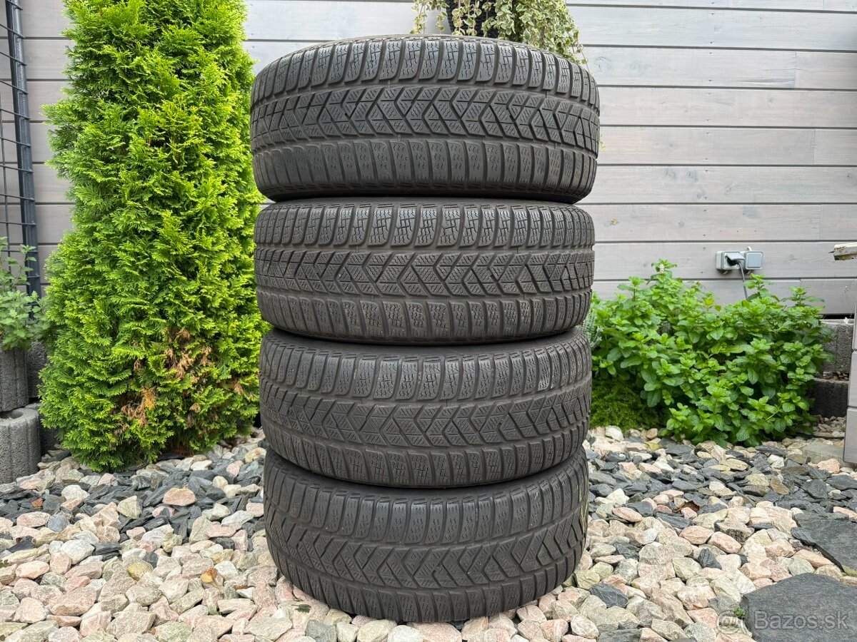 235/55 R17 103V