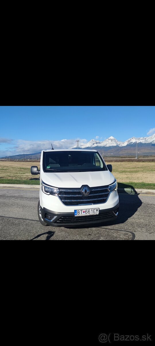 9-miestne vozidlá Renault trafic L2H1 Long na prenájom