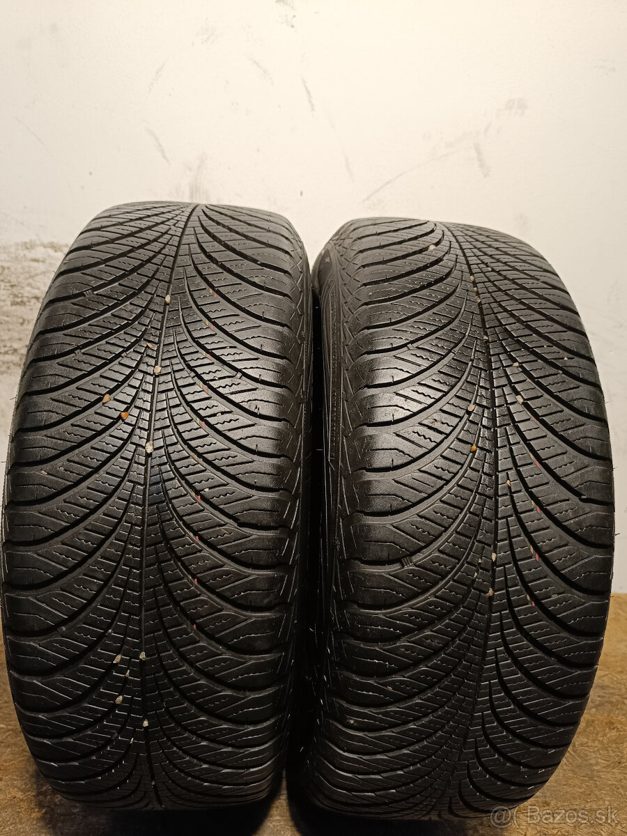 235/60 R18 Zimné pneumatiky Goodyear Vector4Seasons 2 kusy