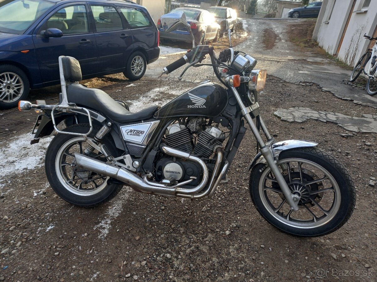 Honda vt 500c