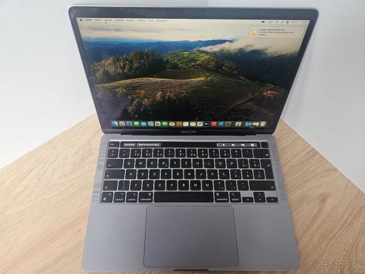 APPLE MACBOOK PRO 13\" 2020 M1 procesor 8gb/256gb touchbar