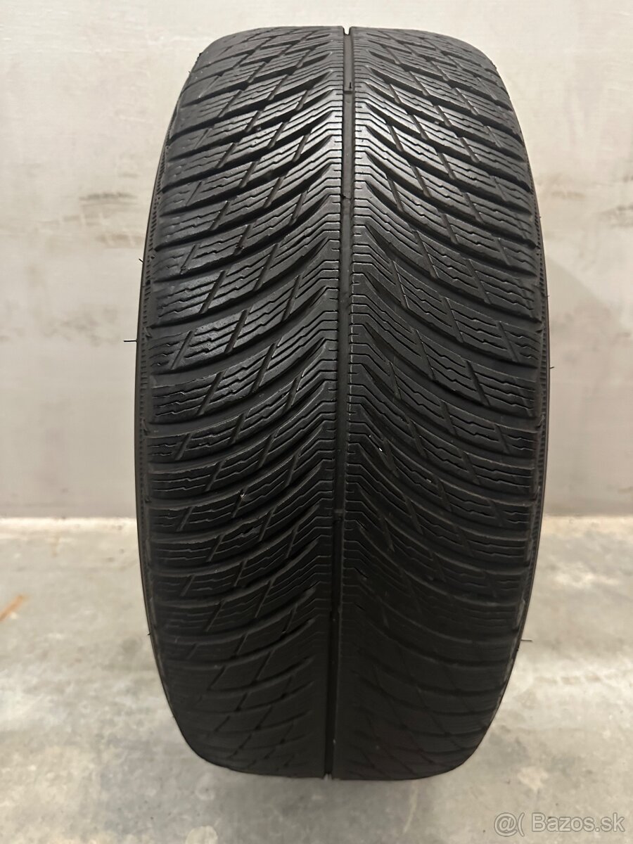 Zimná pneumatika 245/45/19 Michelin Pilot Alpin 5 AO