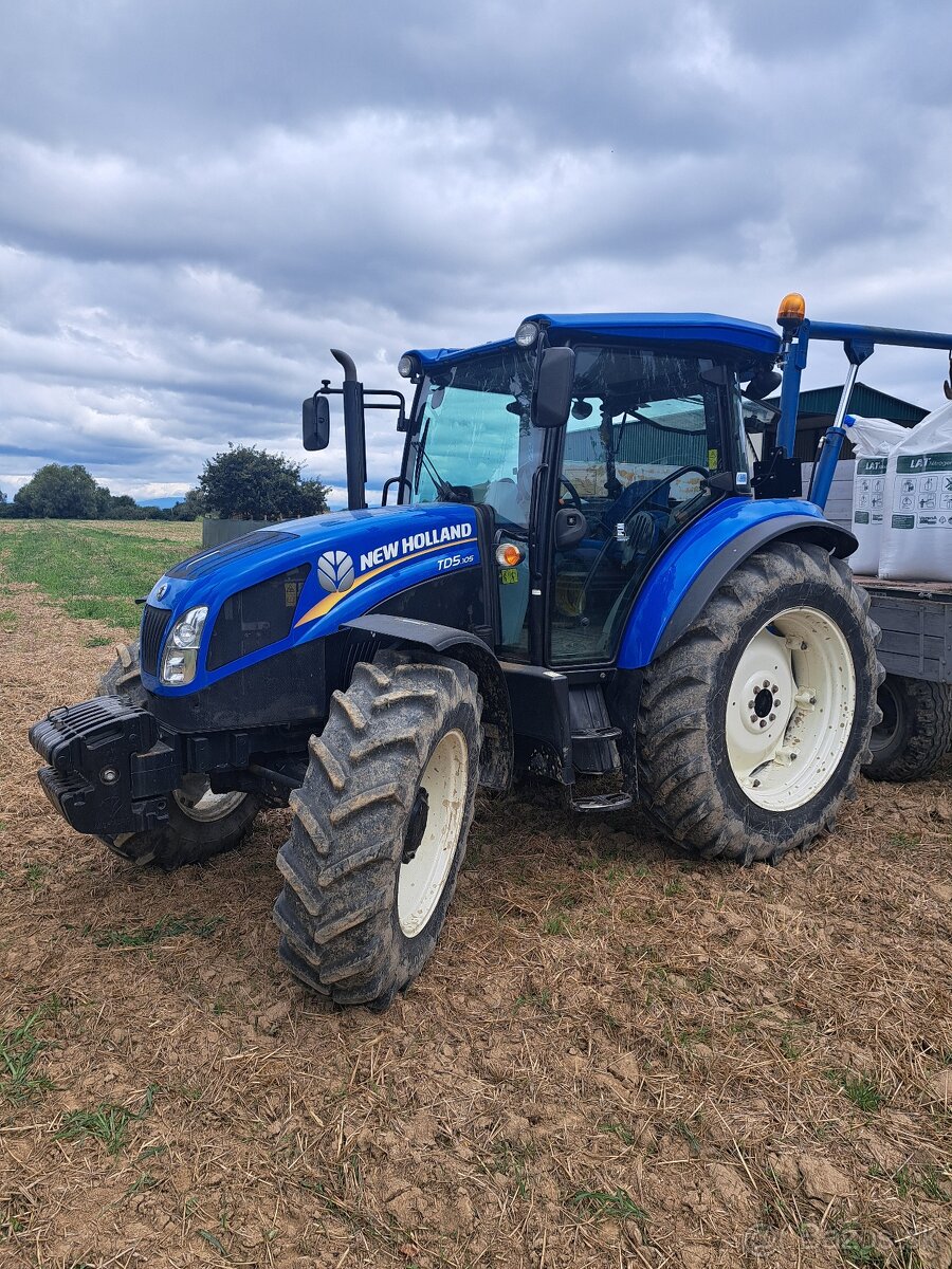 New Holland TD5.105