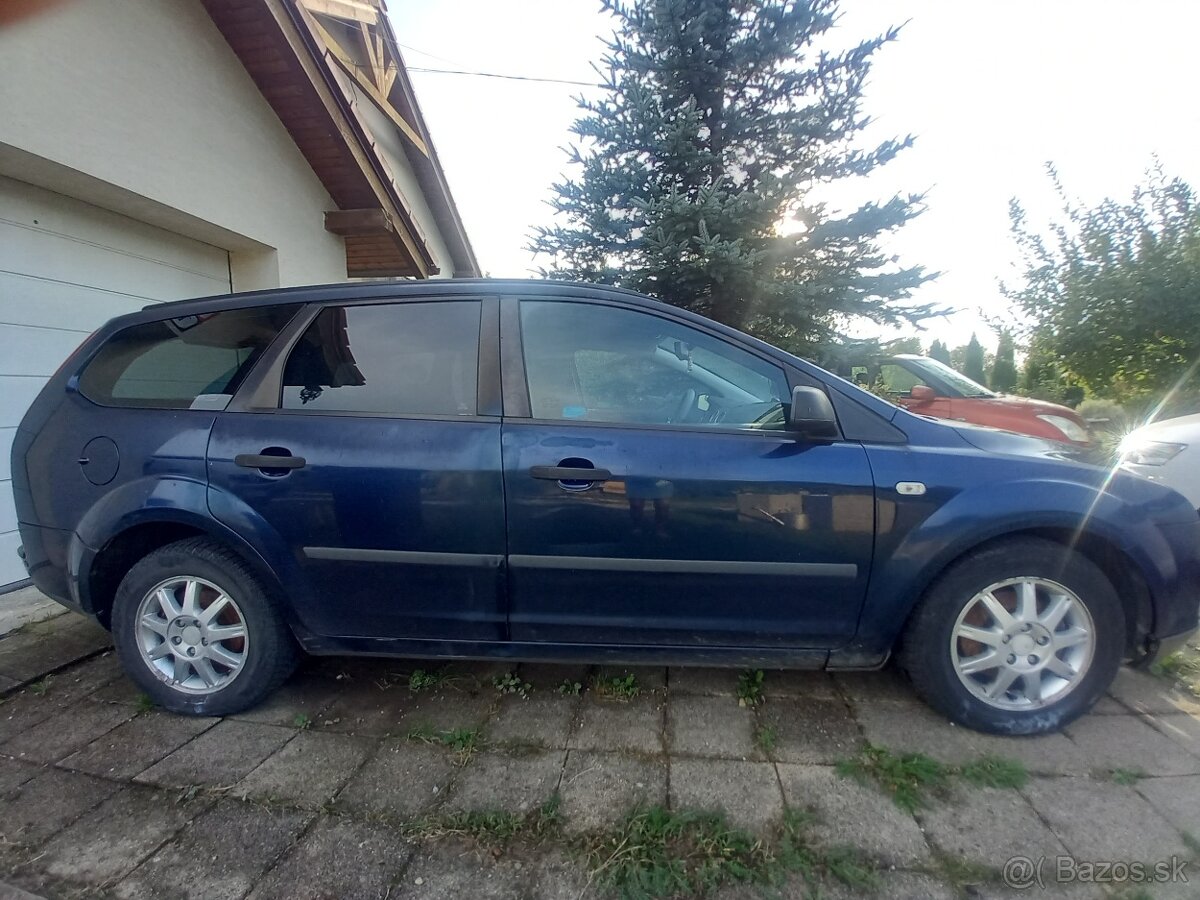 Predám Ford Focus combi r.2006,benzín