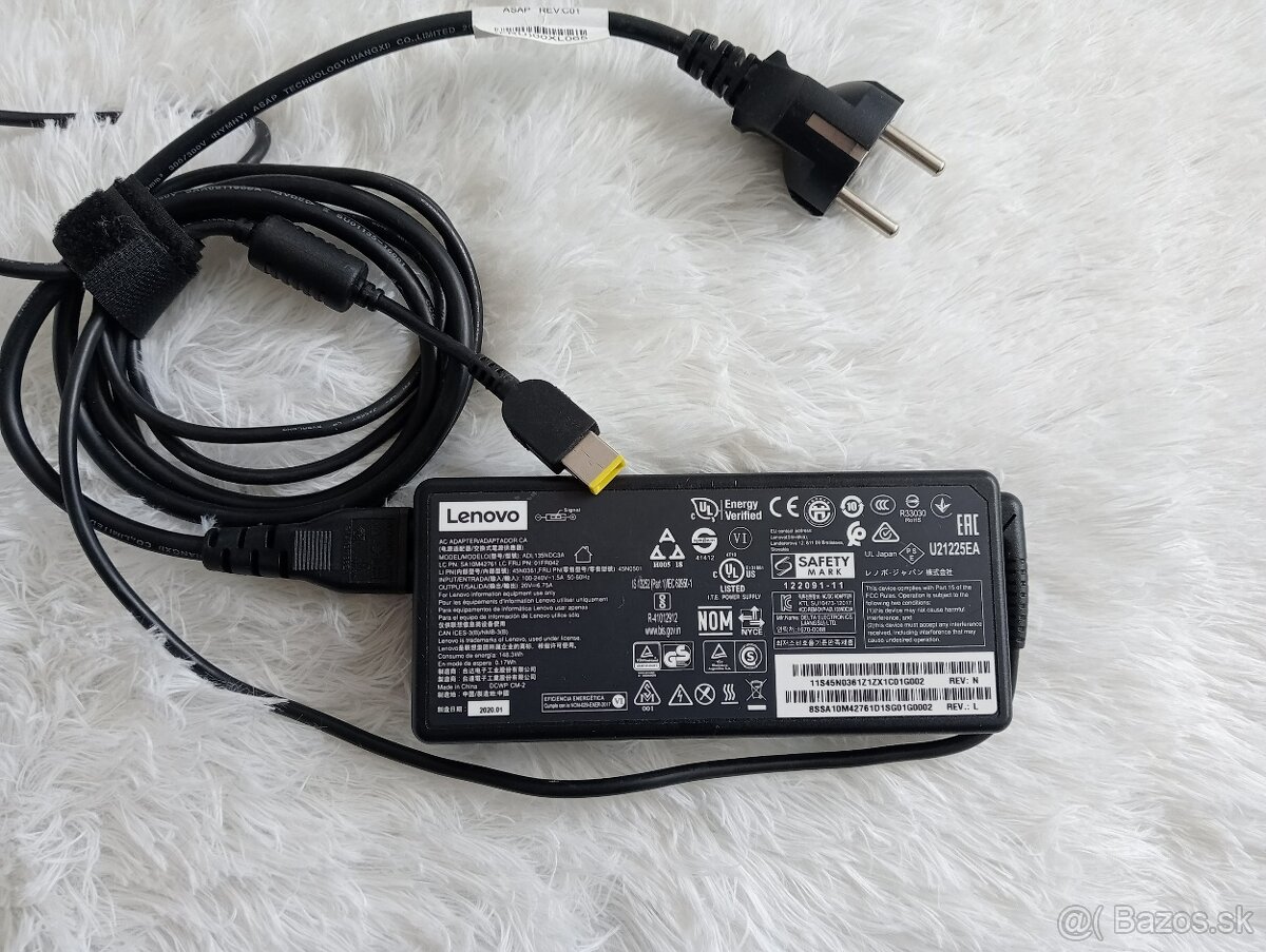 originálny adaptér pre ntb Lenovo , hranatá koncovka 135W