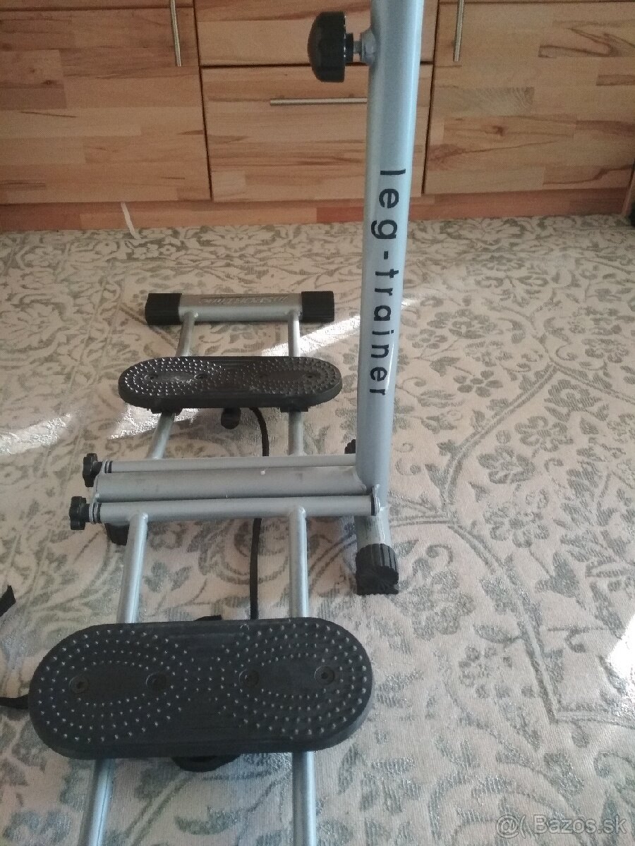 Leg trainer