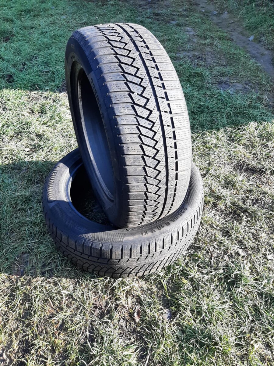 225/55R18. 102V. XL. Continental zimné