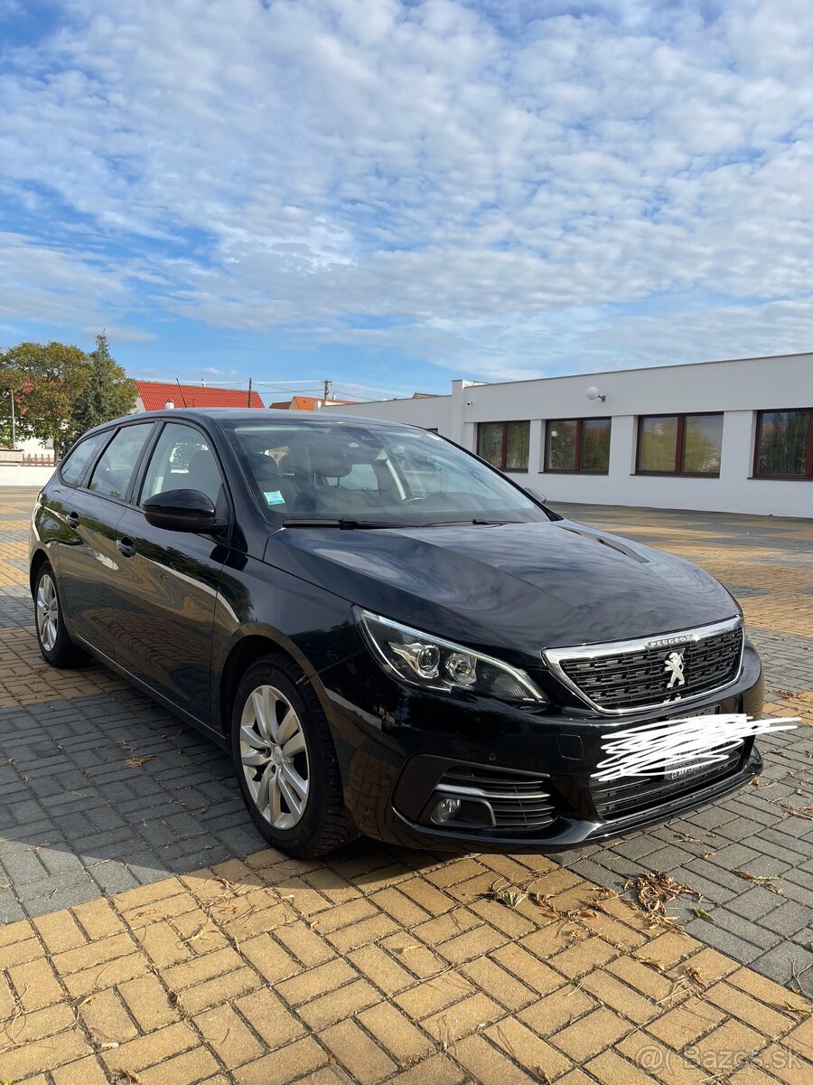 Peugeot 308SW 1.5HDI 130k 8st. automat 2021 virtual cockpit