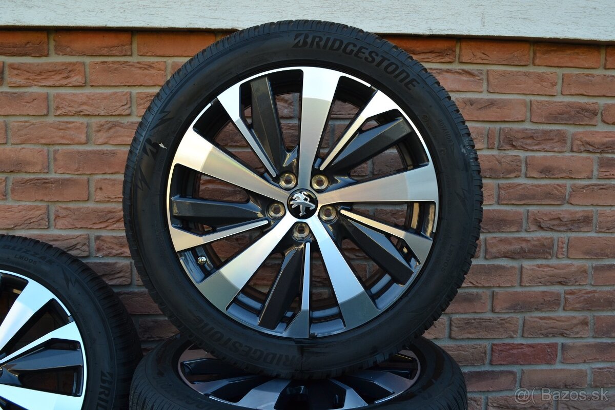 5x108 R19 Zimna sada Peugeot 5008 + 235/50 R19 Bridgestone