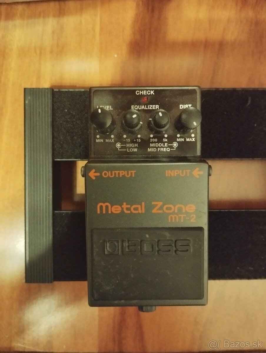 BOSS MT-2