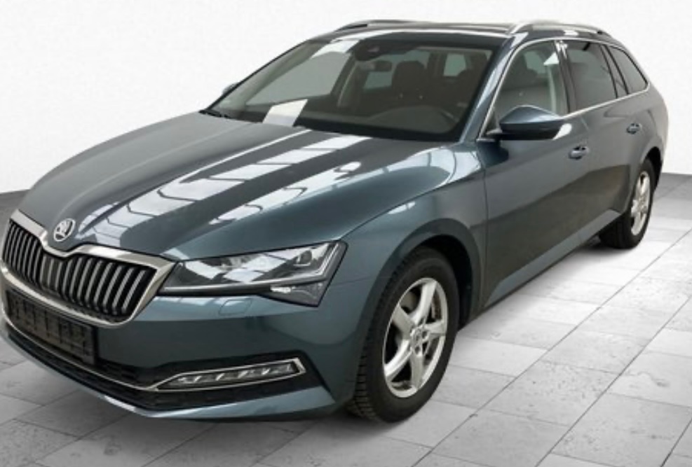 ŠKODA SUPERB KOMBI DSG 2020 STYLE