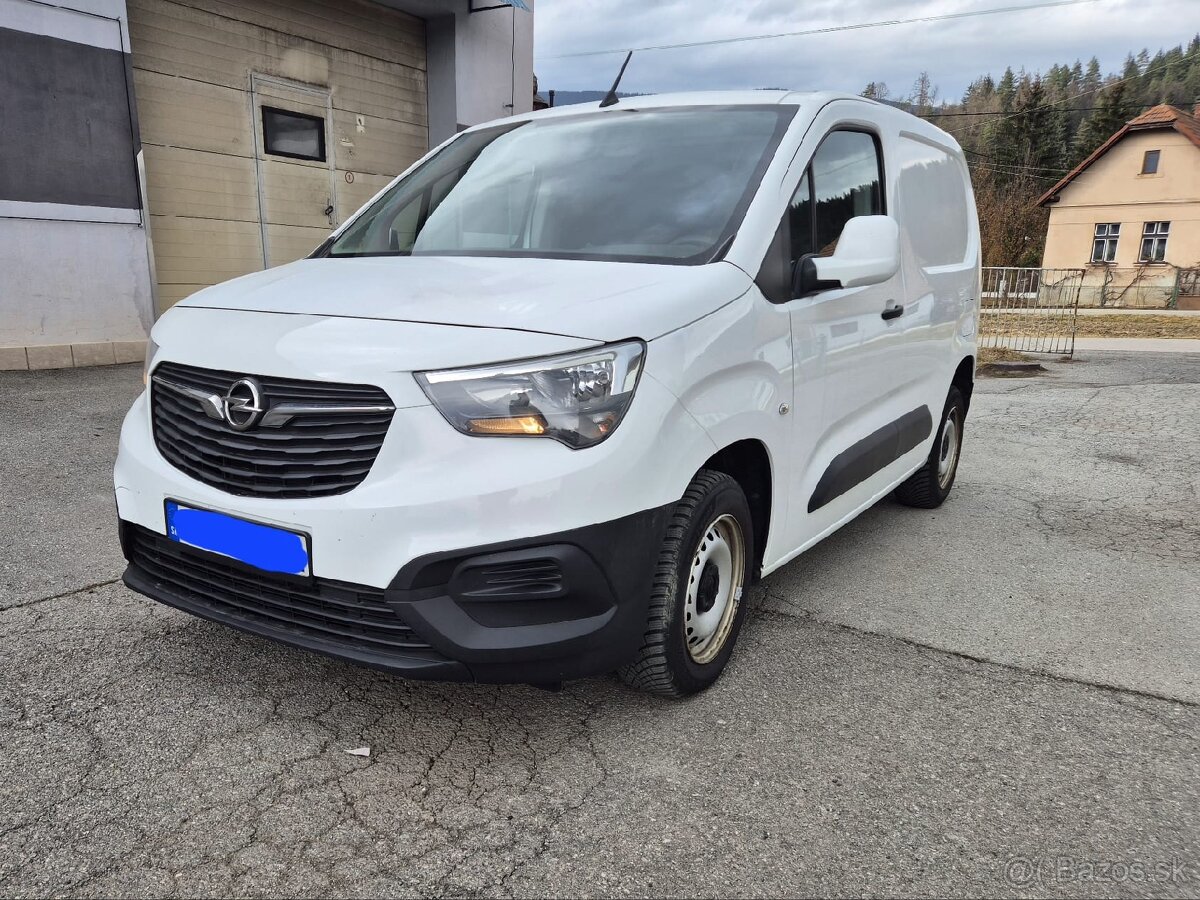 Opel Combo L1
1.5D, 73kw, 5/2019, 170 t.km, odpočet DPH