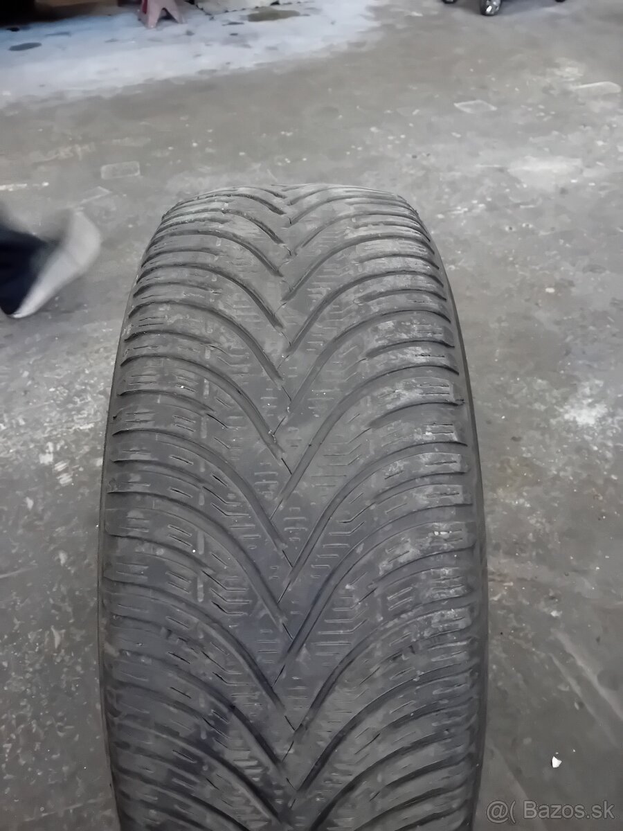 Zimné pneumatiky 205/55 R16