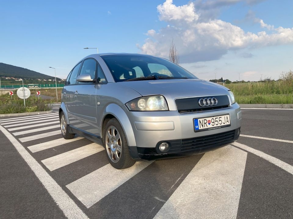 Audi A2 - 1.4i benzín