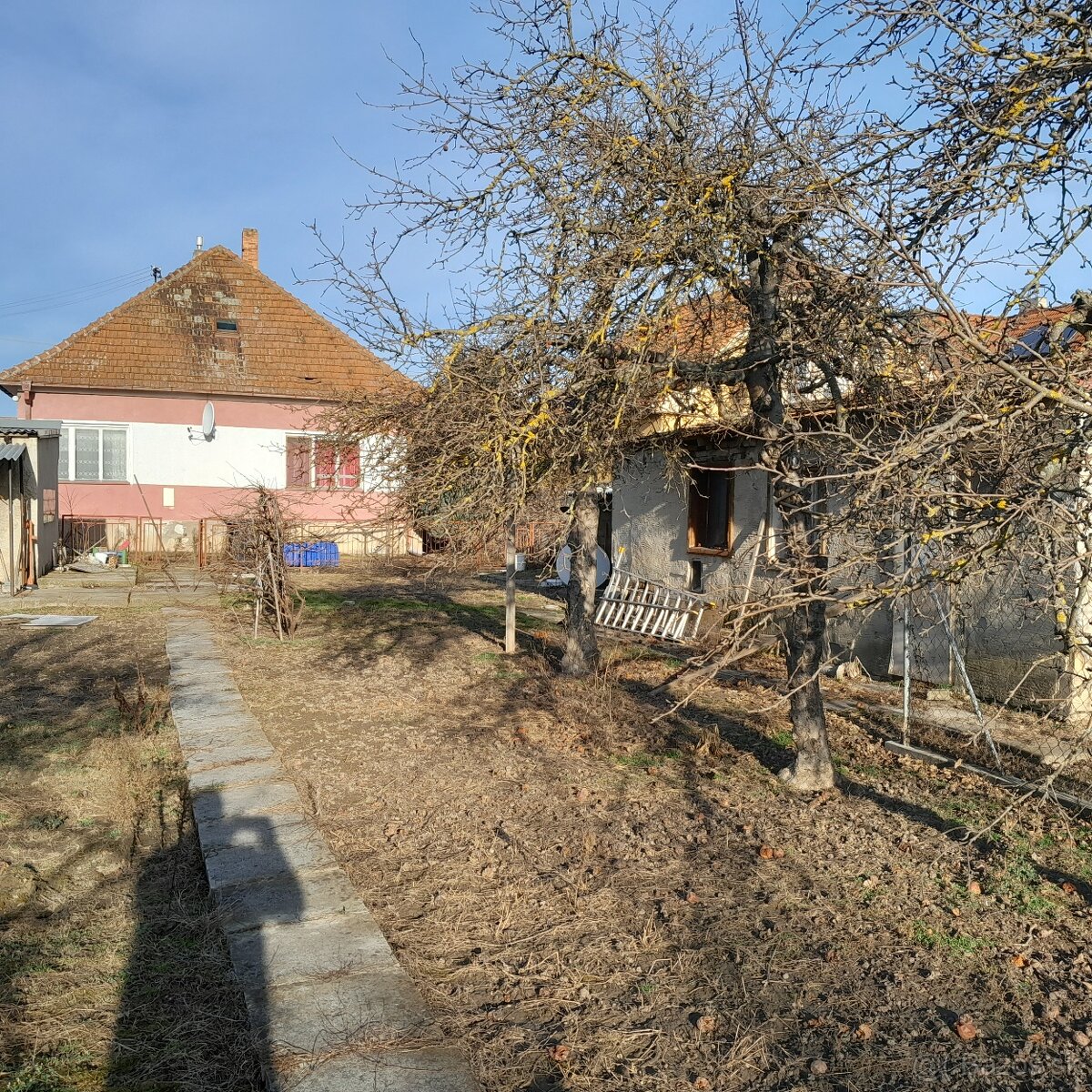 Predaj 3i Rodinný dom s 800m2 s pozemkom v Šamoríne