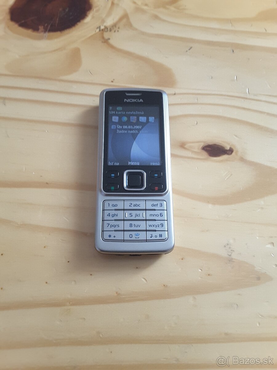 Predám výborný tlačitkový mobil Nokia 6300