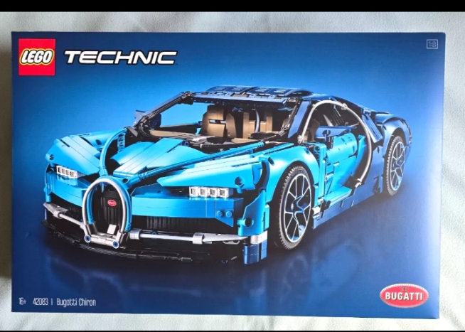 Nové LEGO Technic 42083 Bugatti Chiron