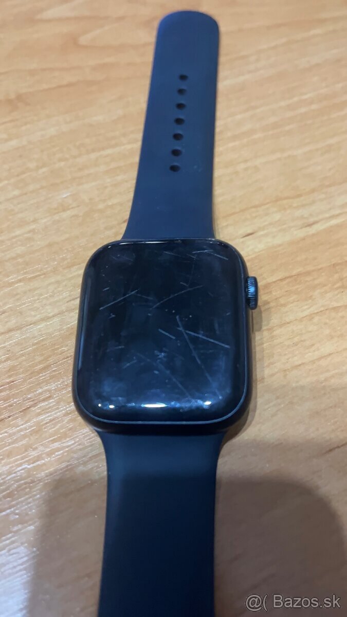 Apple watch Séria 7 45 mm