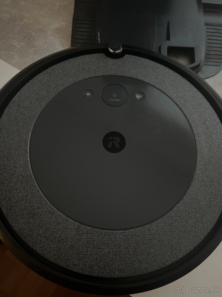 IROBOT ROOMBA I3+ robotický vysávač