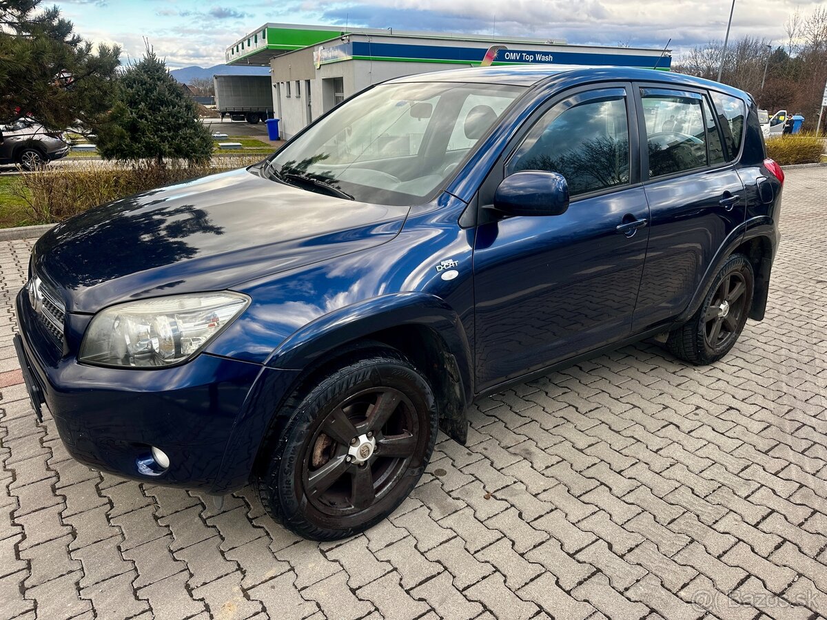 Toyota RAV4 2,2D