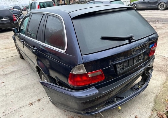 Rozpredám na diely BMW rad 3 e46 kombi 2.0D 204D4