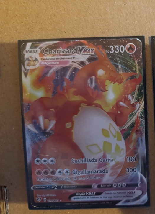 Pokemon TCG (Charizard VMax)