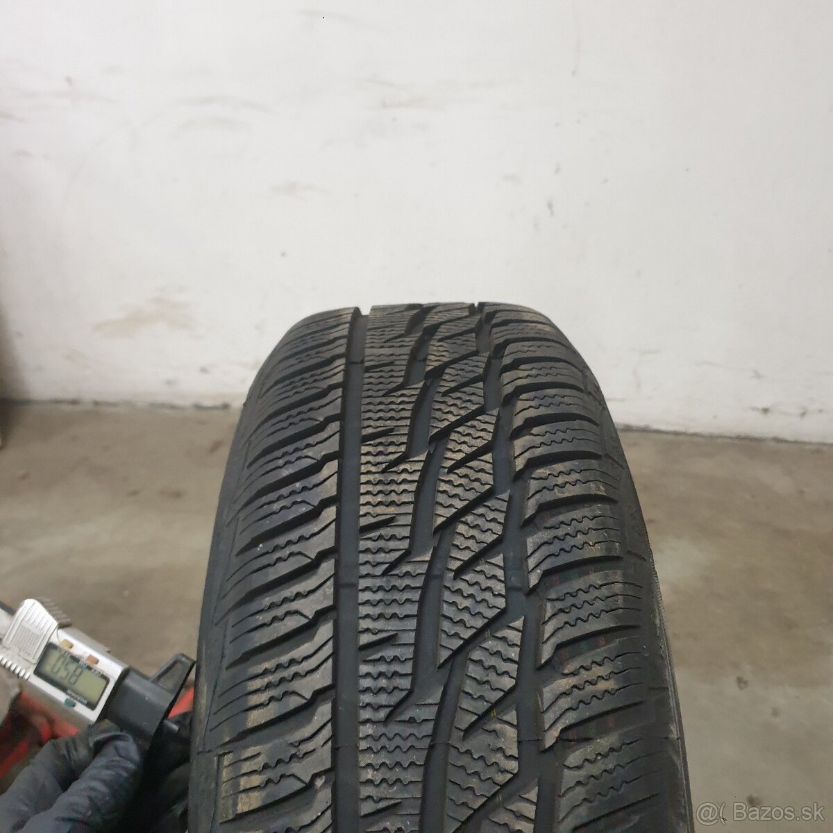 215/65 R16