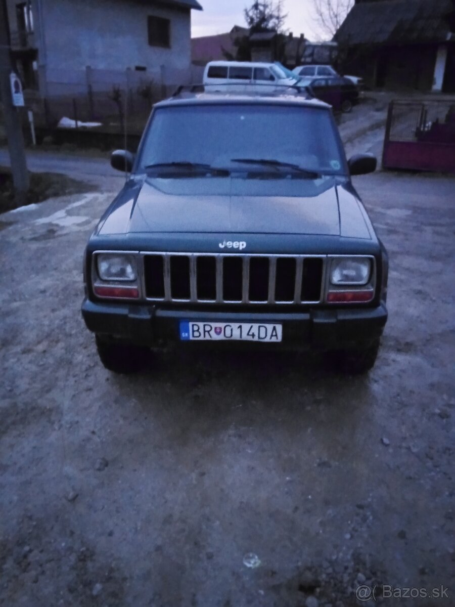 Jeep Cherokee