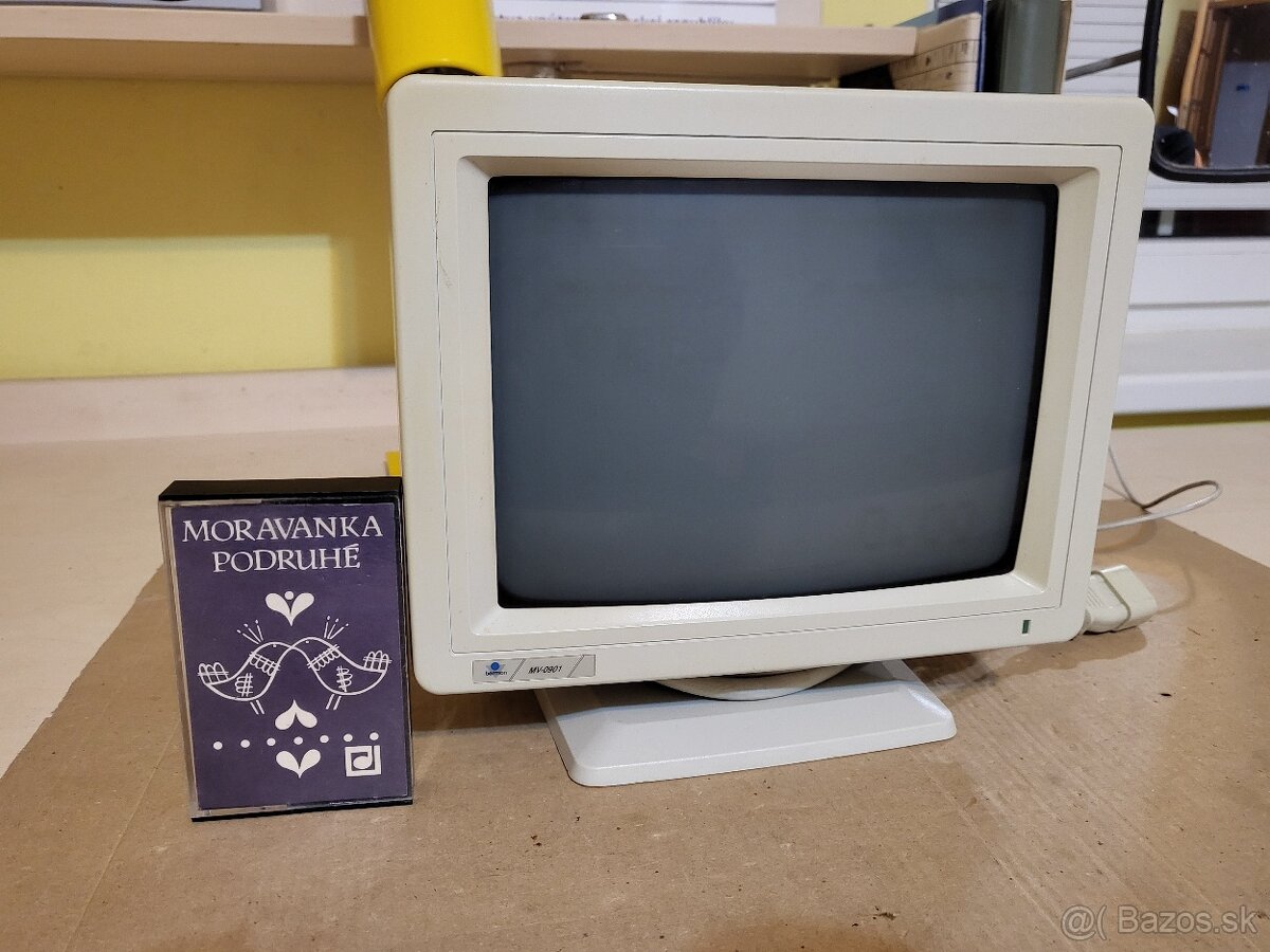 CRT monitor Nemecky