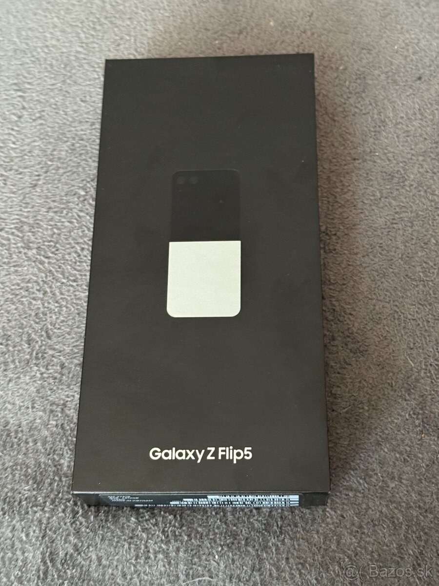 Predám Samsung Galaxy Z Flip 5 512GB farba telefónu cream