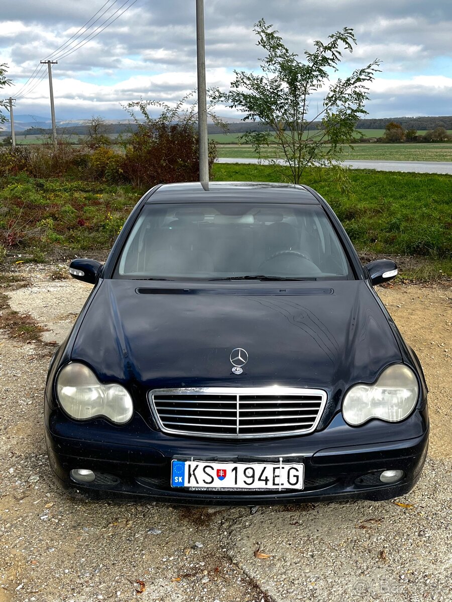 Mercedes C220 W203 /winterpekáč/