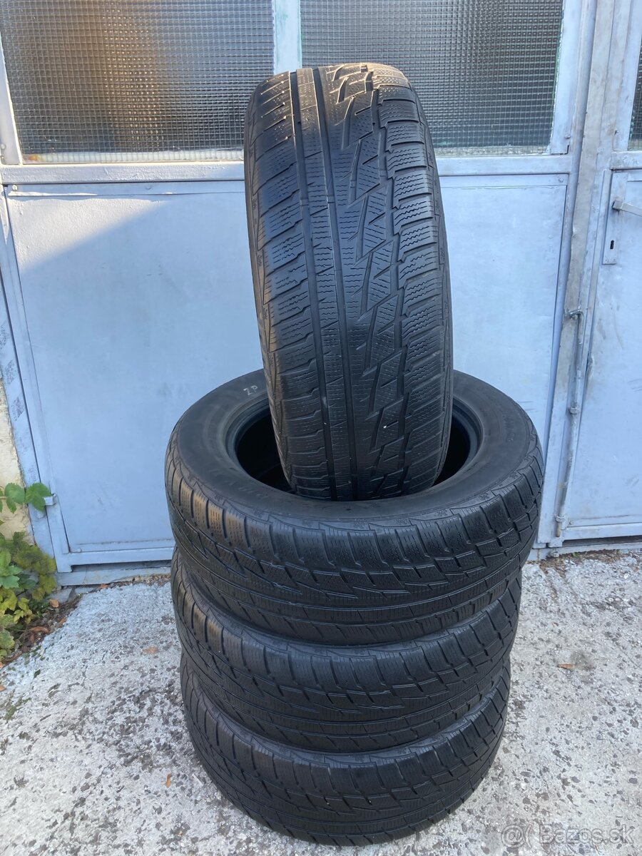 Zimné pneu 255/55R18 viem aj prezuť