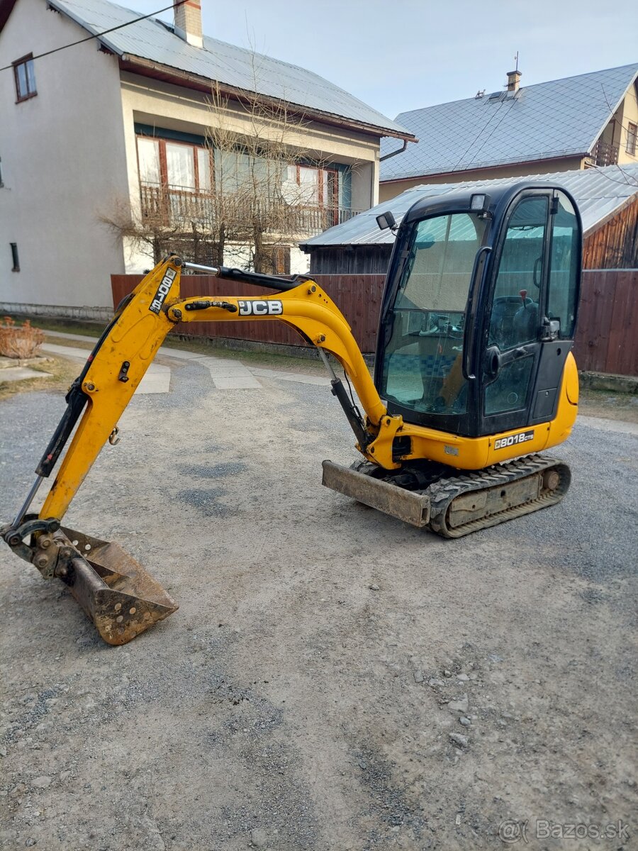 Minibager JCB 8018 cts