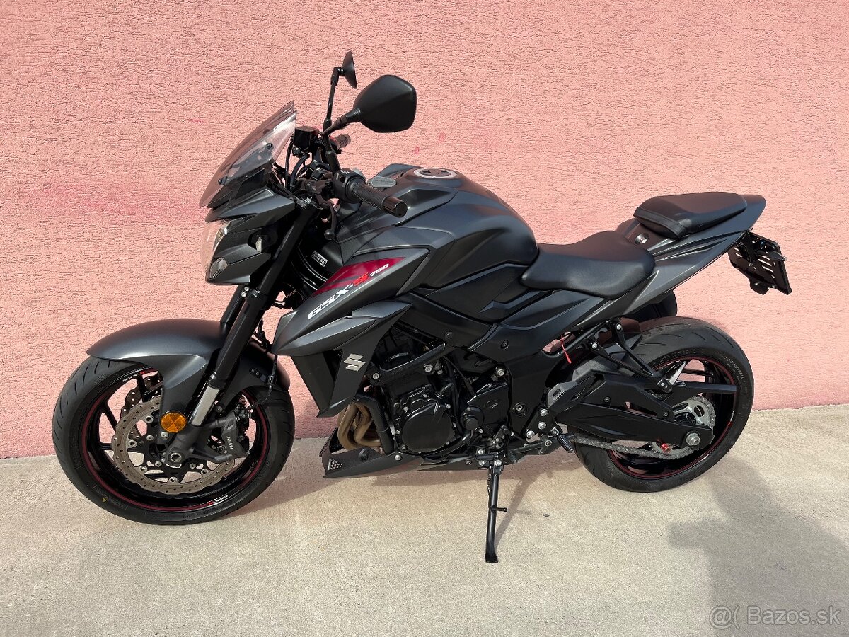 Suzuki Gsx-S 750 rok 2017, 41000km, 1 rok záruka