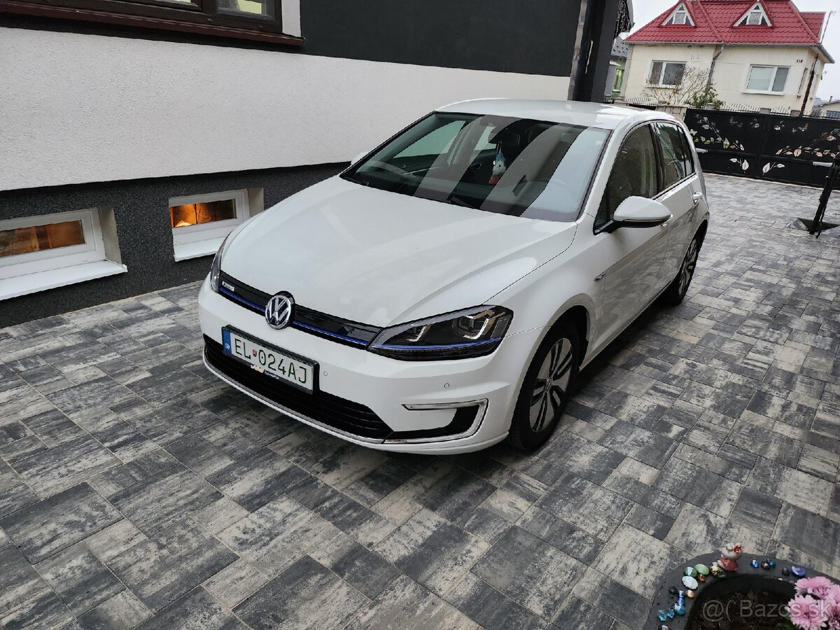 Volkswagen e golf.