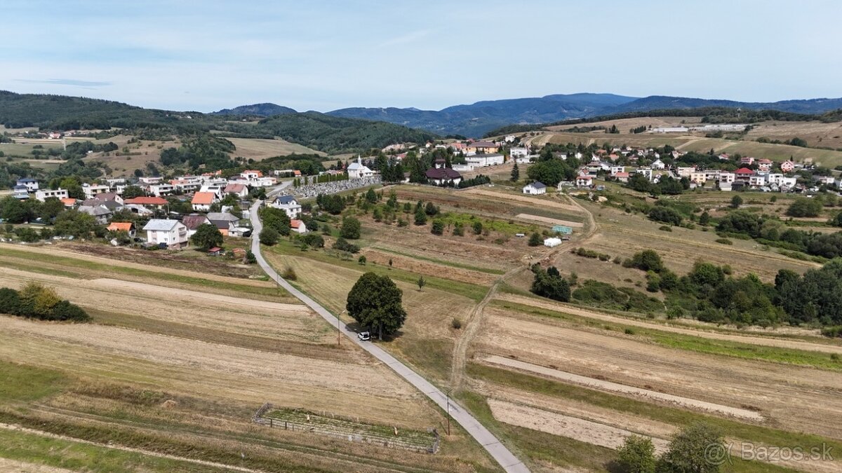 Investičný pozemok na výstavbu chát vo vyhladávanej oblasti