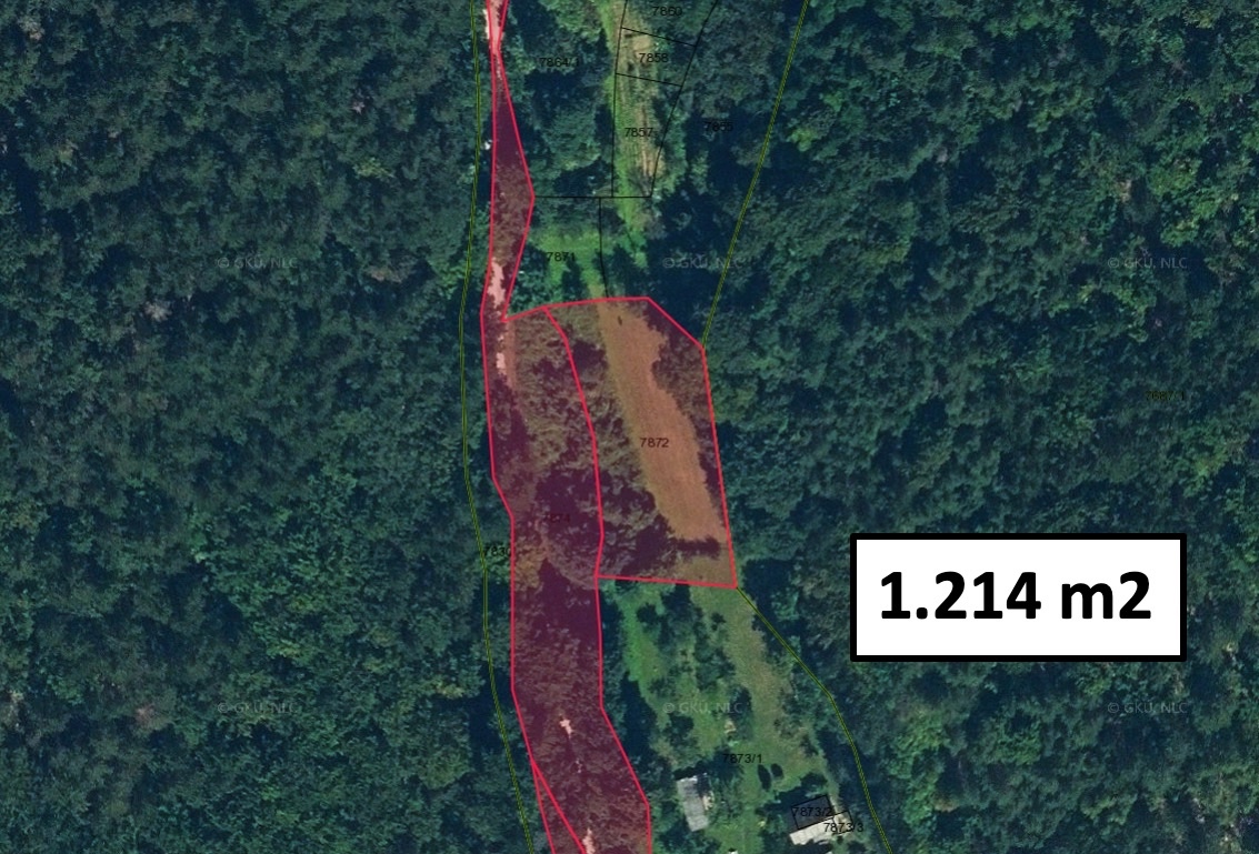 Prašník - 1.214 m2 POZEMOK NA CHATU v lesíku - PREDAJ