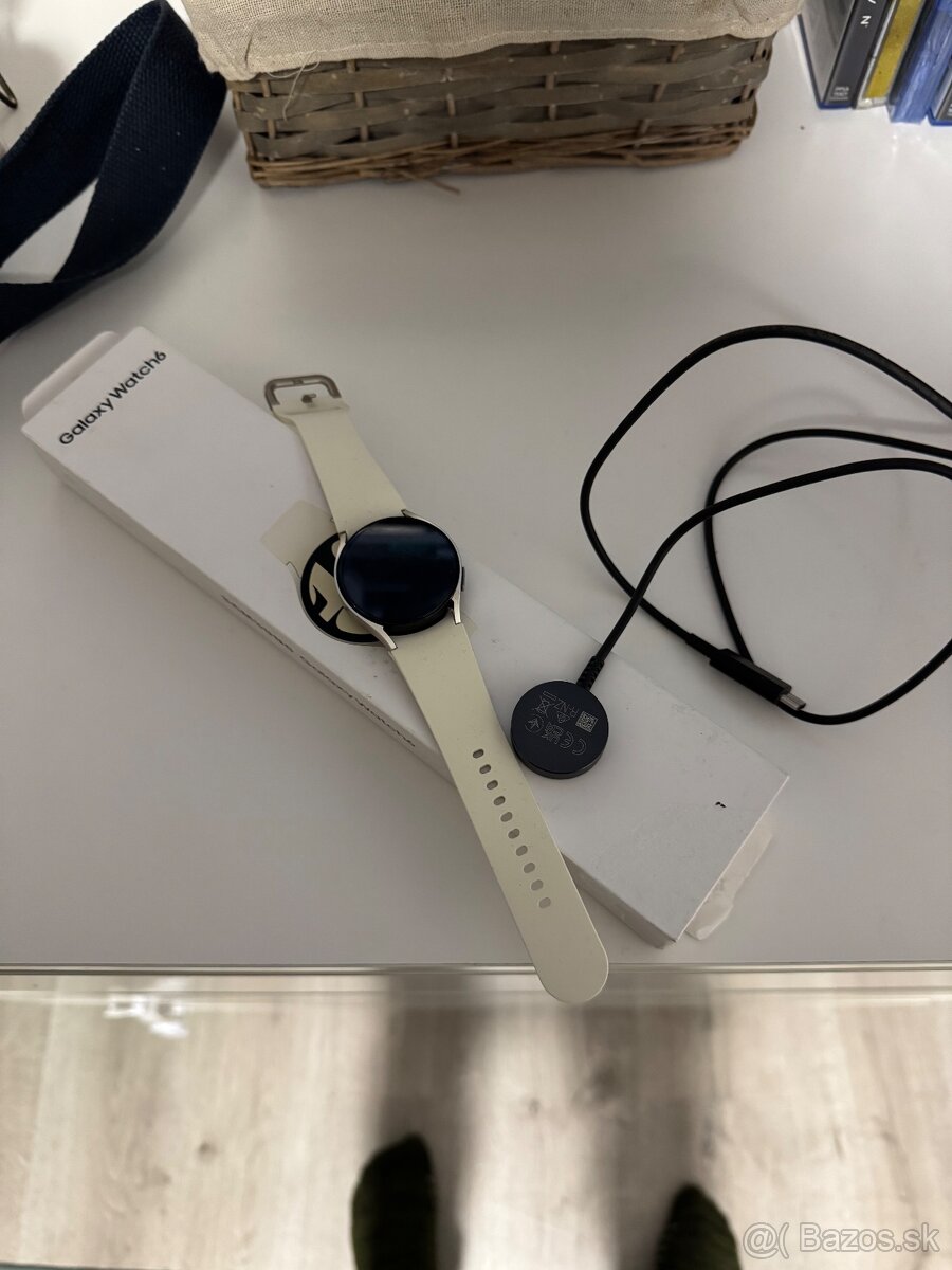 Samsung galaxy watch 6 40mm Gold