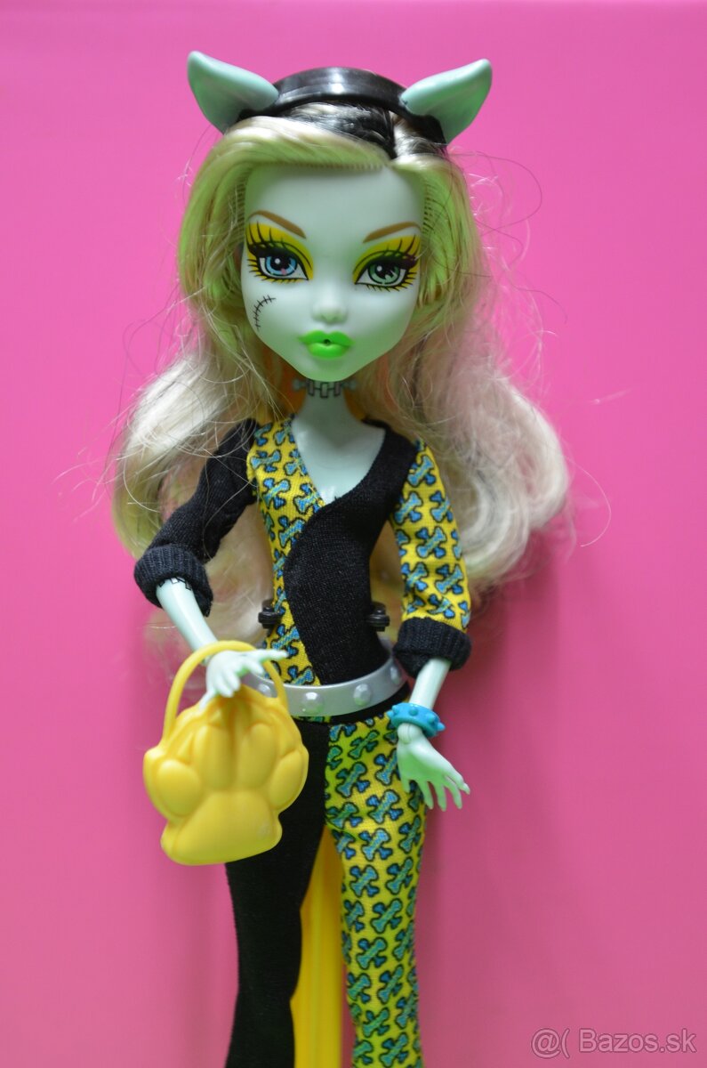 Monster High bábiky Frankie, Draculaura