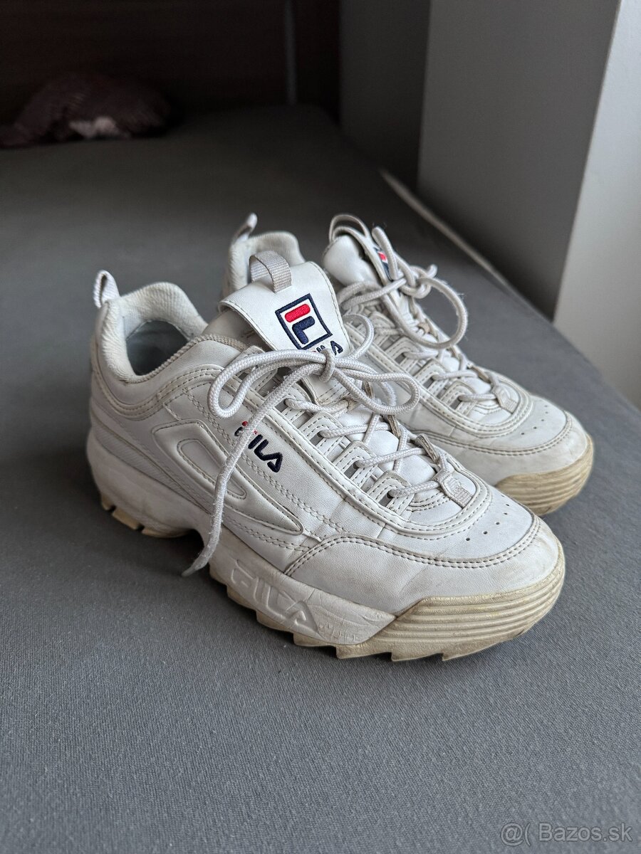 Fila Disruptor