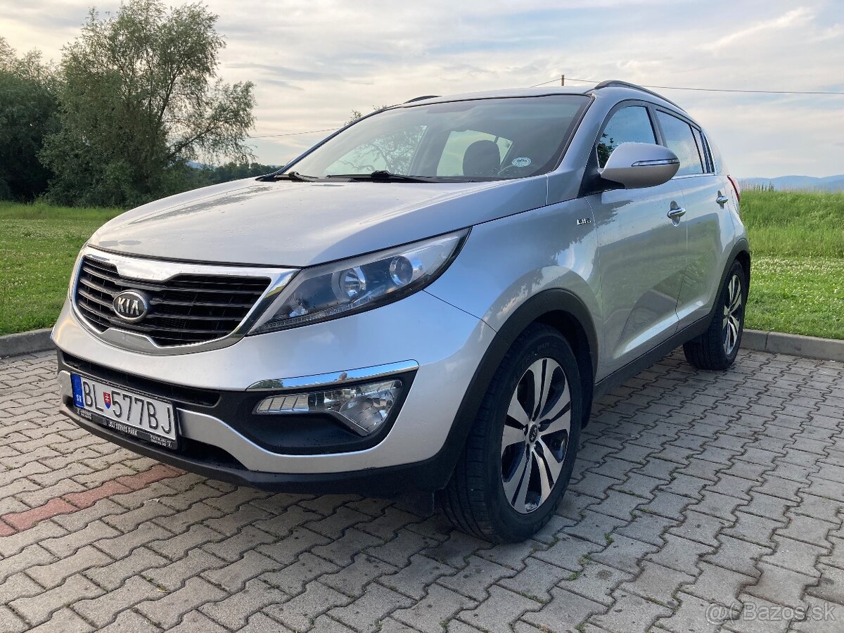 Predám KIA SPORTAGE 2.0 D 4x4