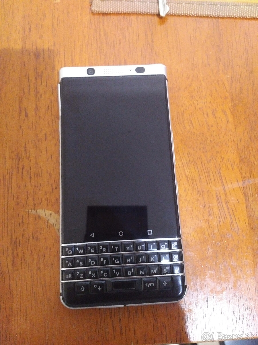 Blackberry keyone