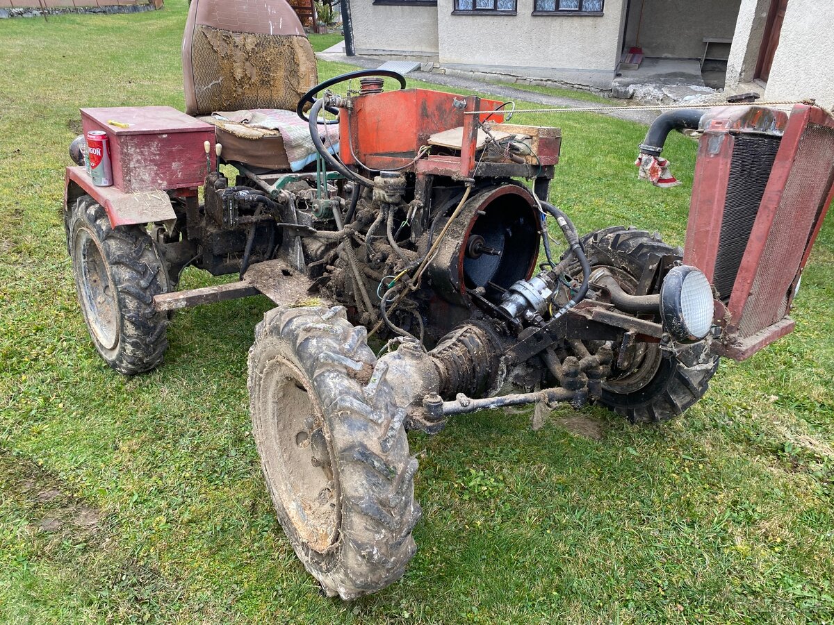 Predám,Rozpredám Malotraktor Tatra 805