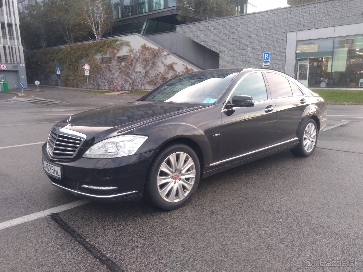 Predám MERCEDES S 400 HYBRID W 221 rok 2010