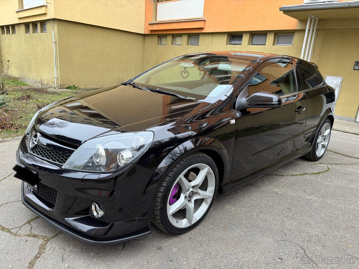 Opel Astra 2.0 T GTC-OPC