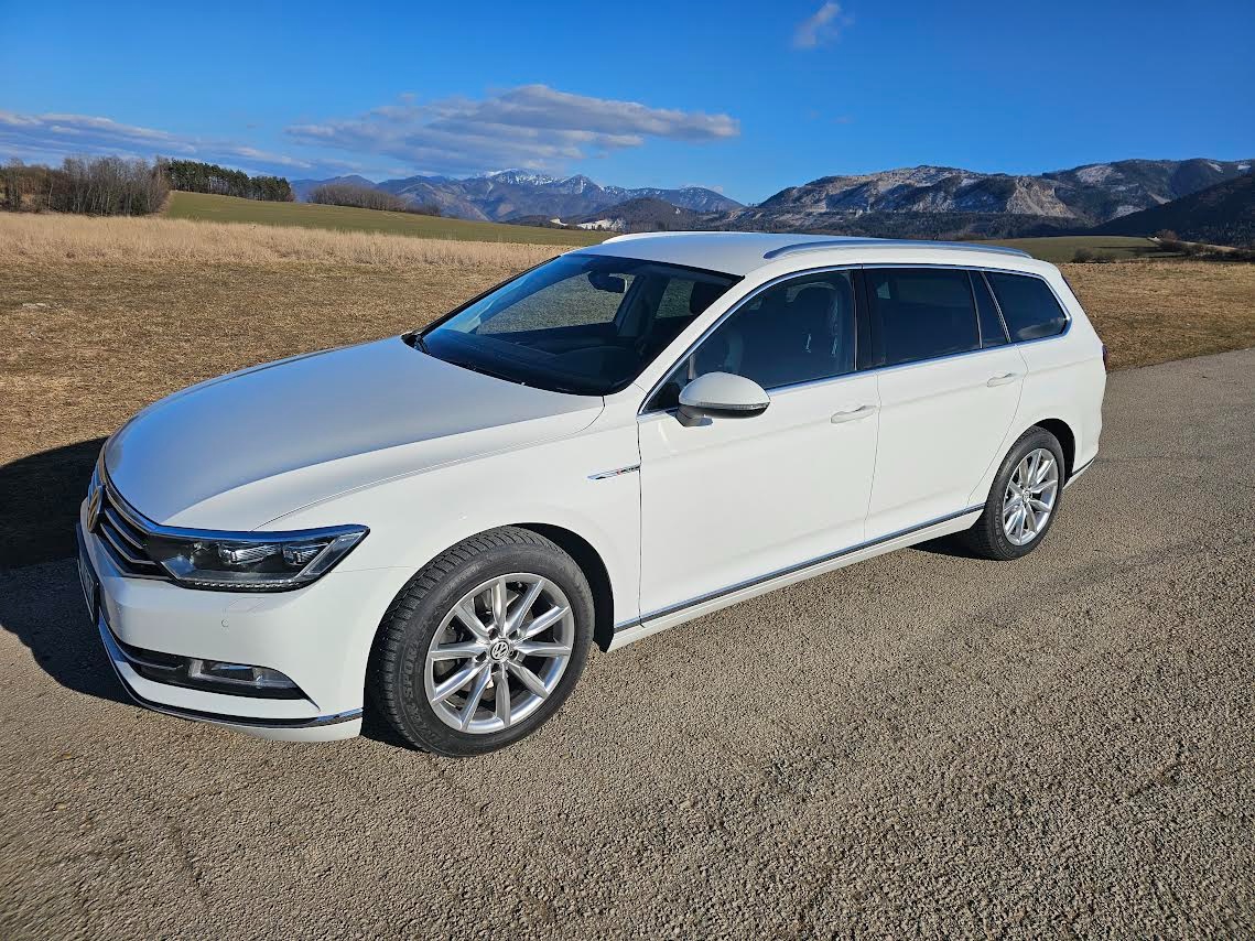 Volkswagen Passat Variant DSG - 4Motion - Highline 2.0 TDI 1