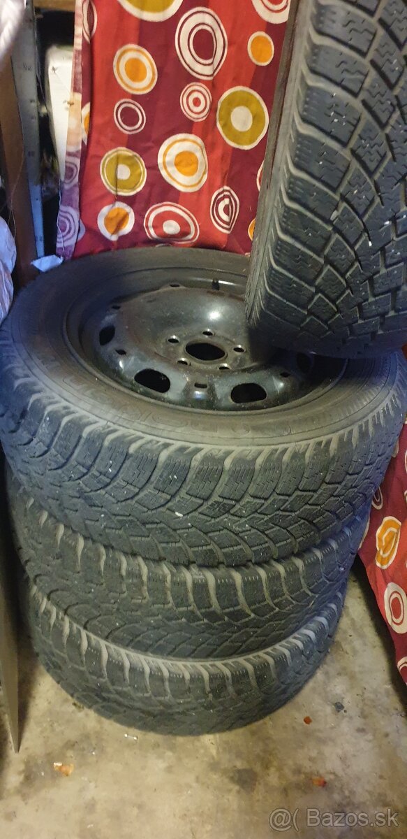 Kolesá R14, zimné 185/60 Nokian