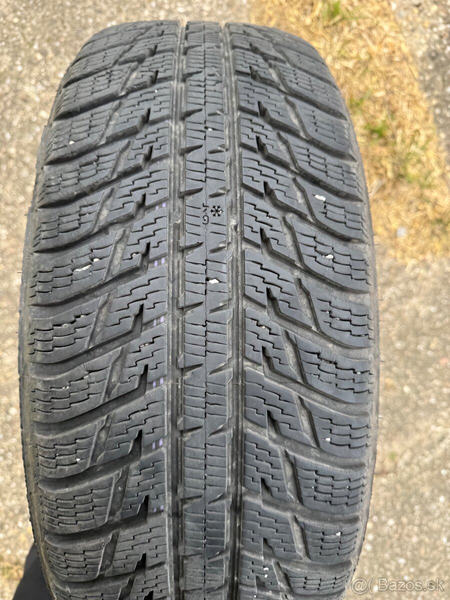 Nokian 225/60 r17 zimné 4ks