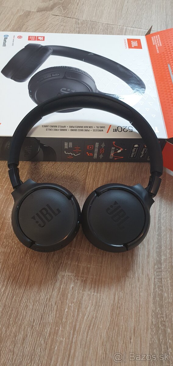 JBL tune 520 bt sluchadla, nove