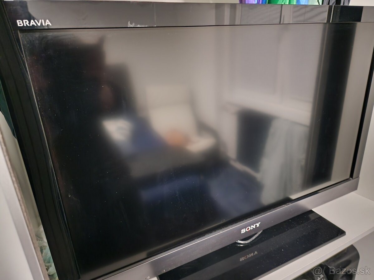 HD LCD TV Sony BRAVIA 82 vm